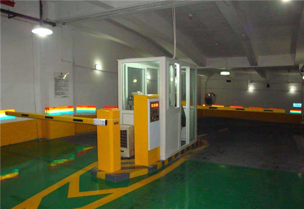 停車場智能化遇新挑戰(zhàn)，《中國公路網(wǎng)》提出：關(guān)注智能停車場市場